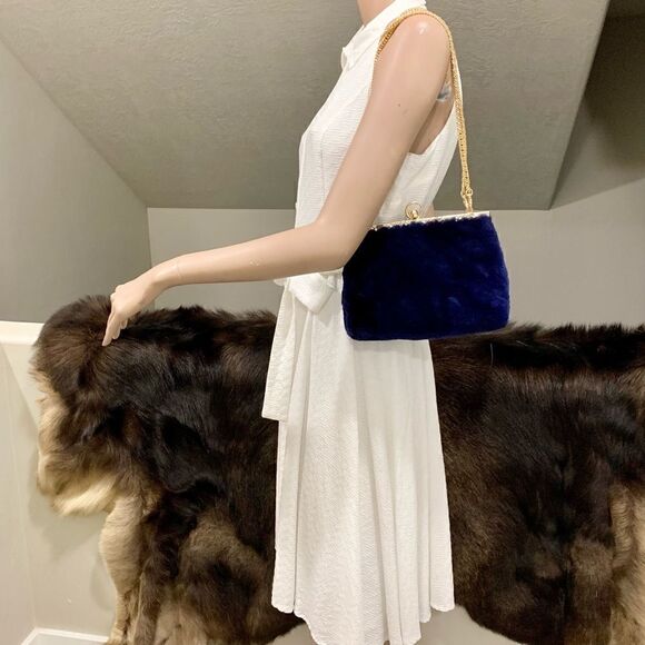 Handmade Genuine Shearling, Chic Design Kisslock Wristlet Ring Bag/Crossbody - Picture 8 of 17